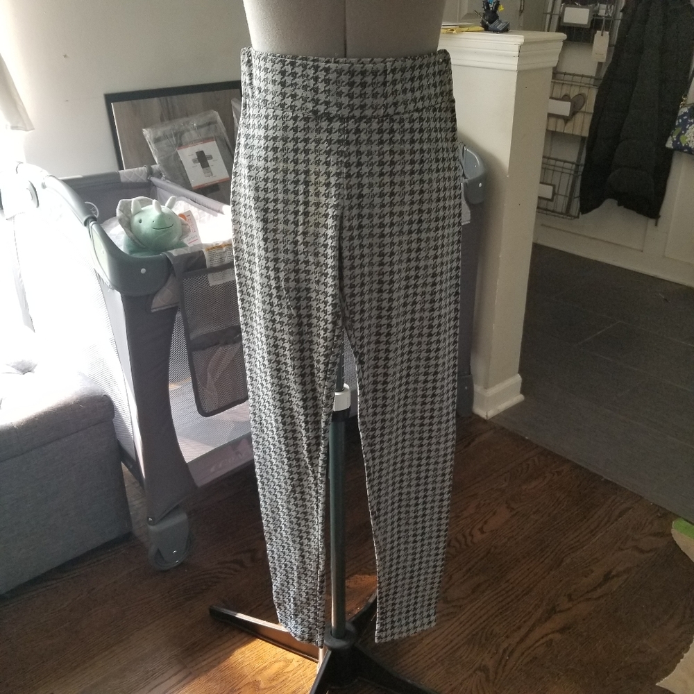 Patterned leggings